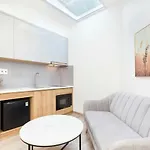 Căn Hộ Khách Sạn Saki